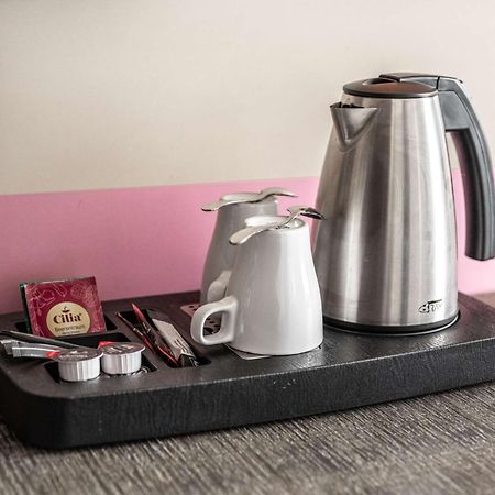 Pentahotel Касел Екстериор снимка
