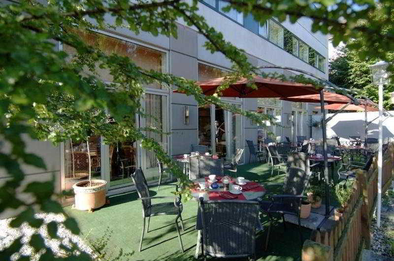 Pentahotel Касел Ресторант снимка